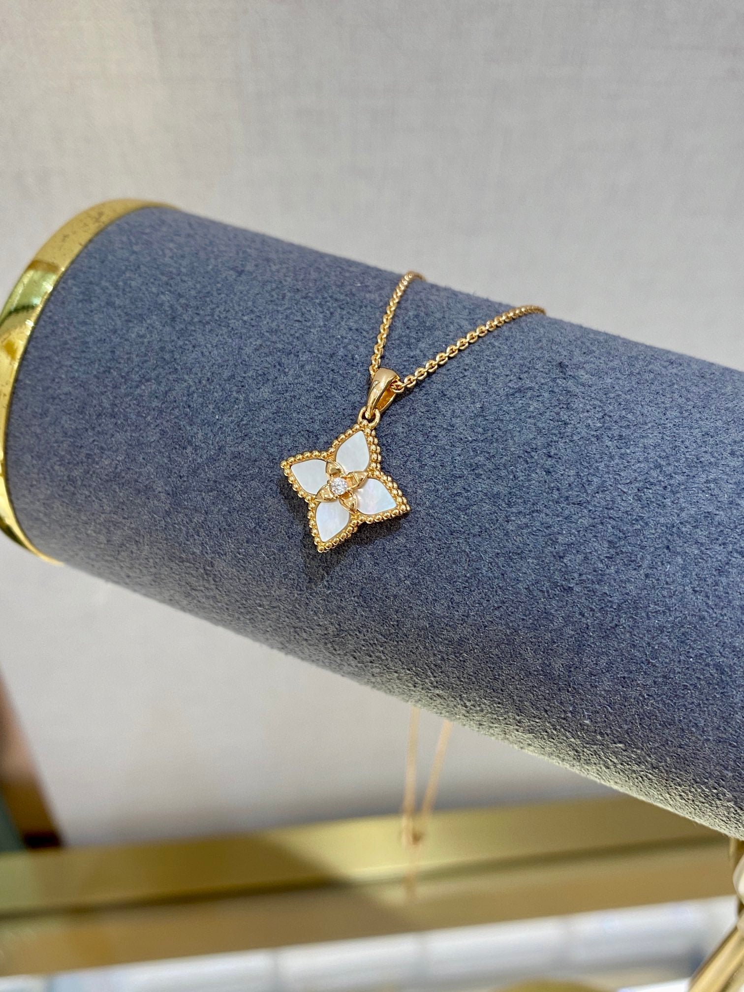 Luxury Clover Mother - of - Pearl Necklace 925S Champagne Gold Clavicle Chain - floysun