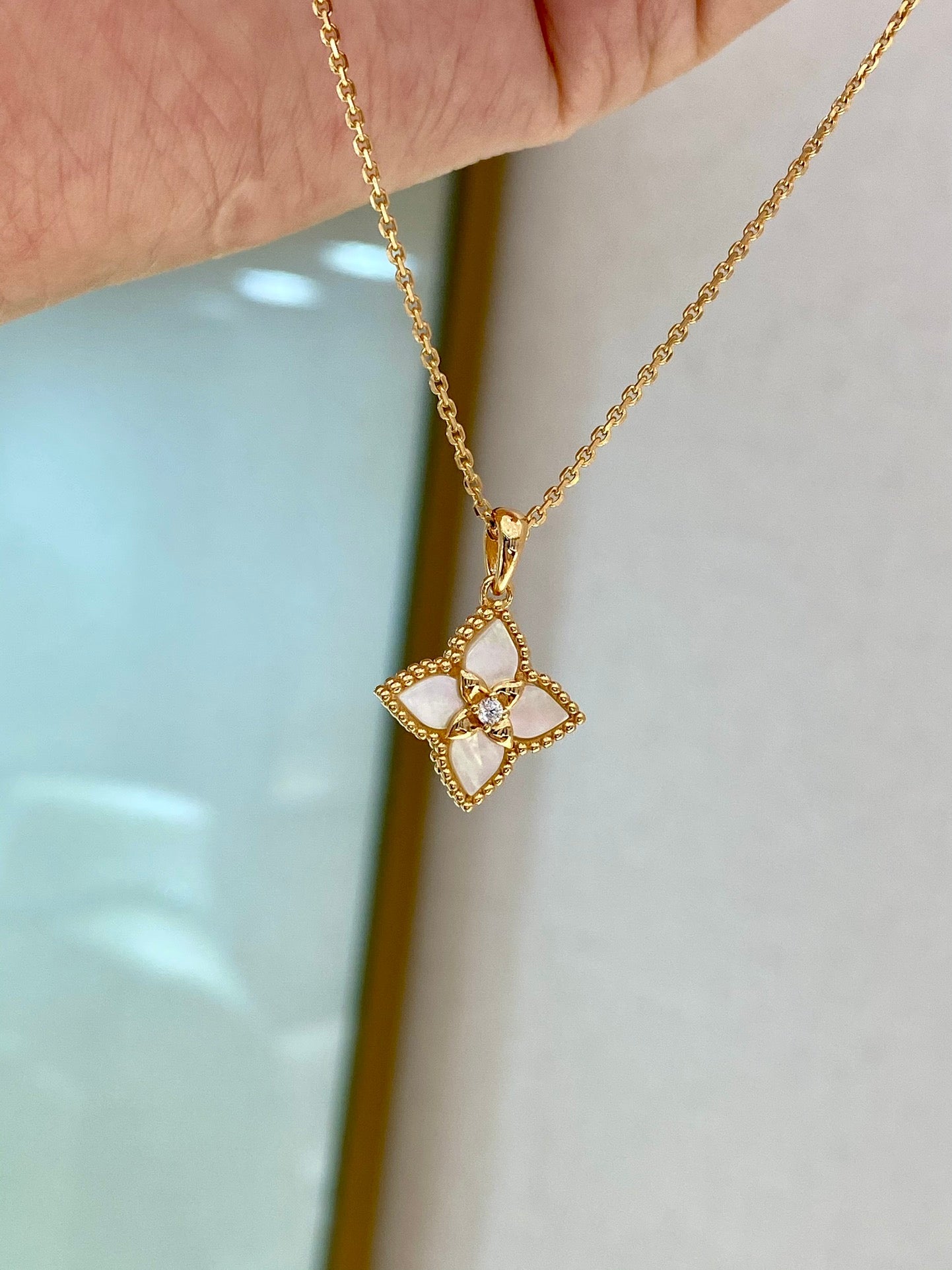 Luxury Clover Mother - of - Pearl Necklace 925S Champagne Gold Clavicle Chain - floysun