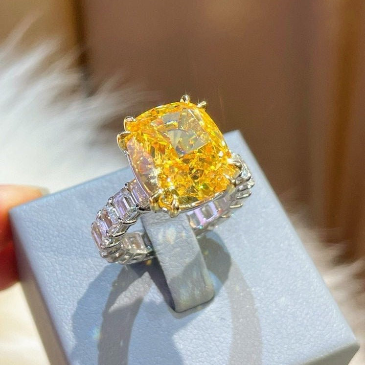 Luxury Cushion - Cut Yellow Lab Diamond Ring - floysun