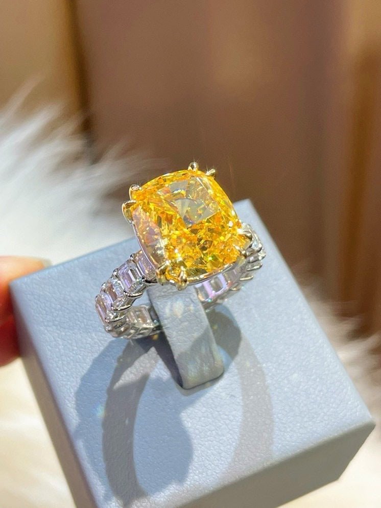 Luxury Cushion - Cut Yellow Lab Diamond Ring - floysun