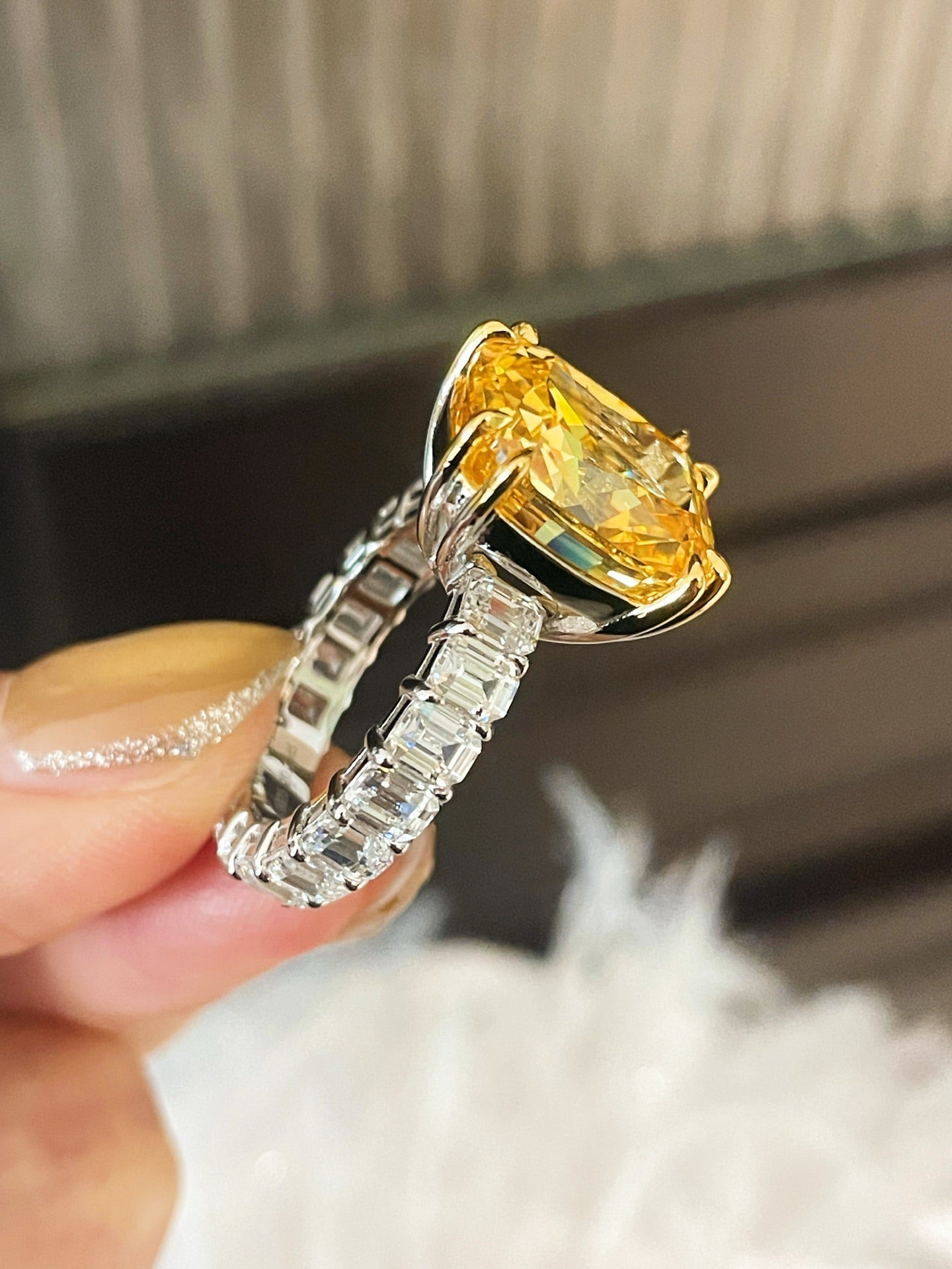 Luxury Cushion - Cut Yellow Lab Diamond Ring - floysun
