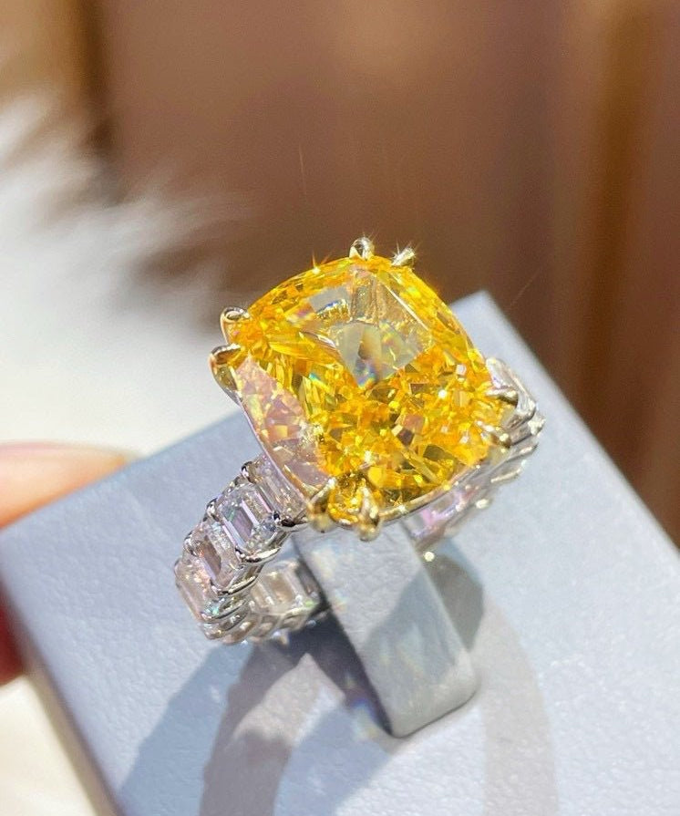 Luxury Cushion - Cut Yellow Lab Diamond Ring - floysun