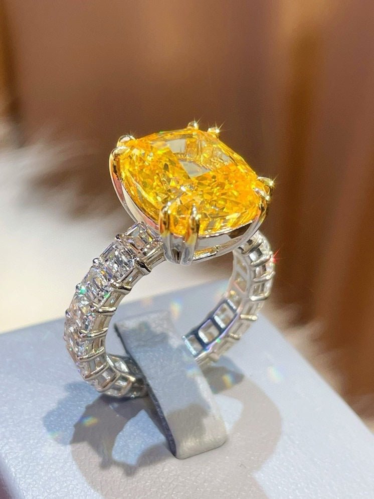 Luxury Cushion - Cut Yellow Lab Diamond Ring - floysun
