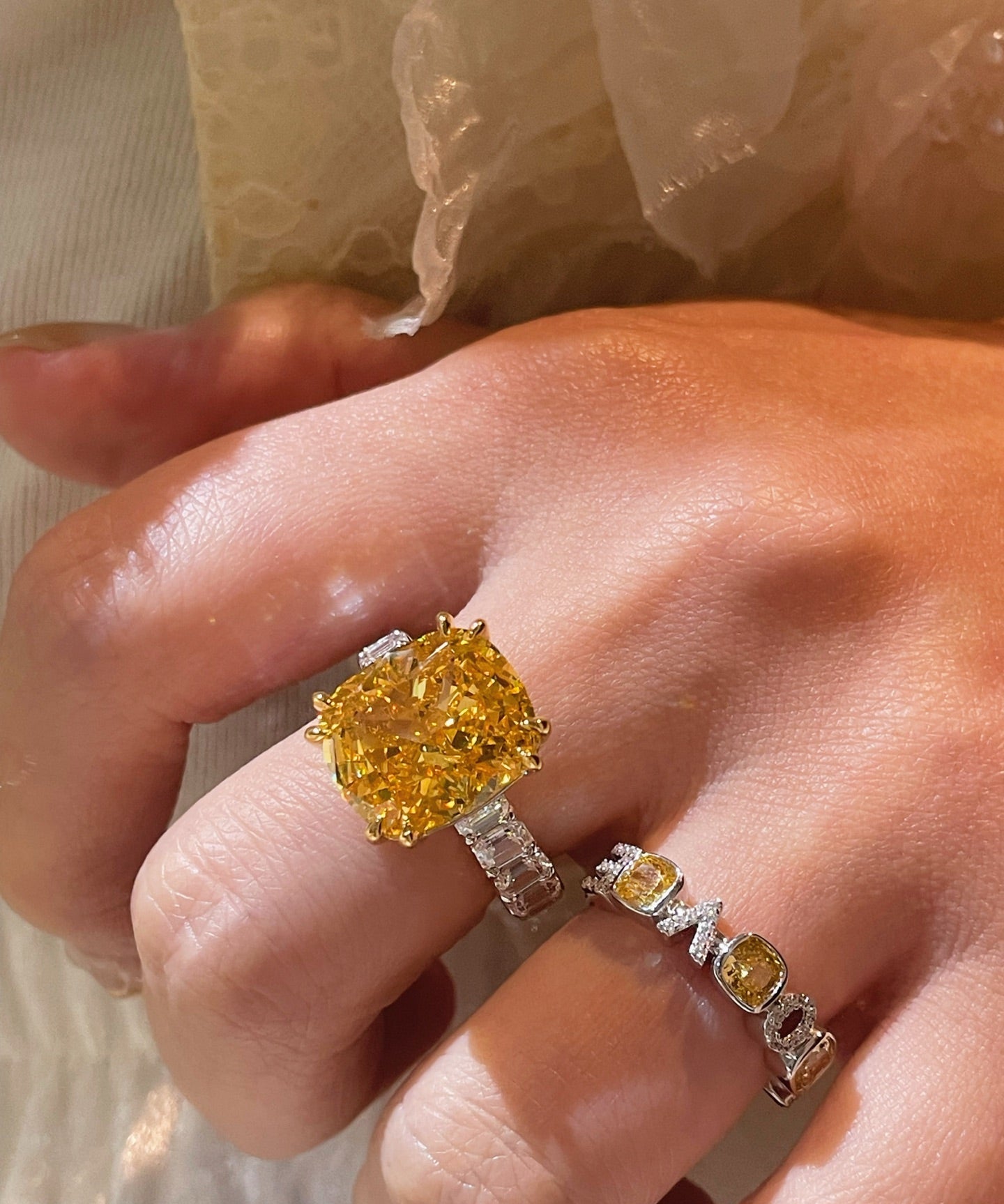 Luxury Cushion - Cut Yellow Lab Diamond Ring - floysun