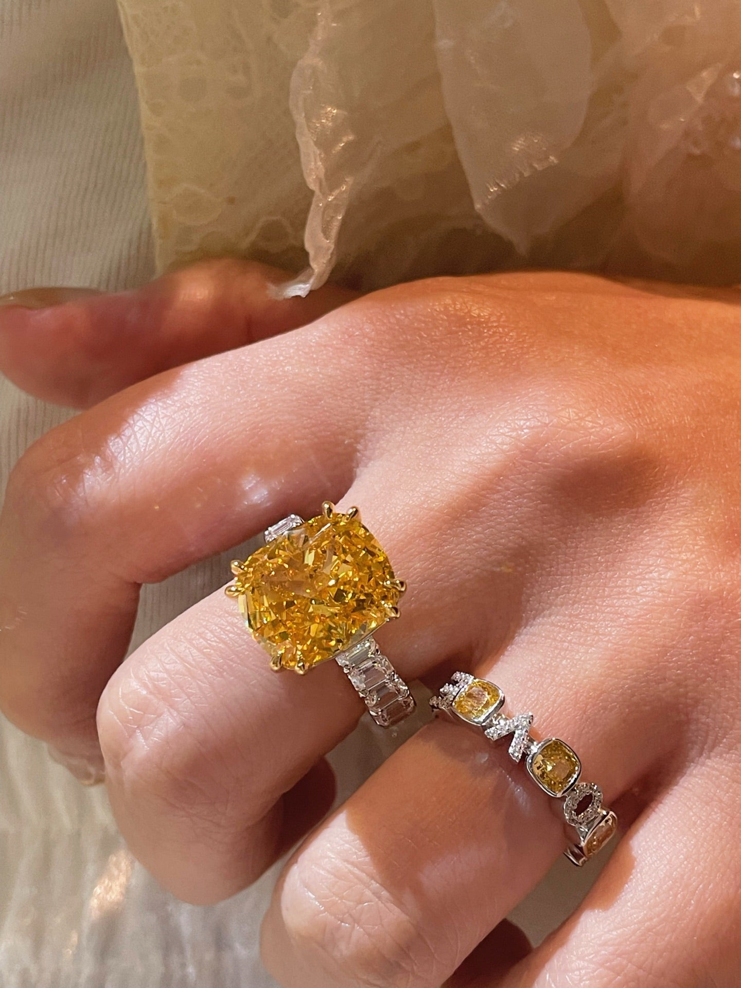 Luxury Cushion - Cut Yellow Lab Diamond Ring - floysun