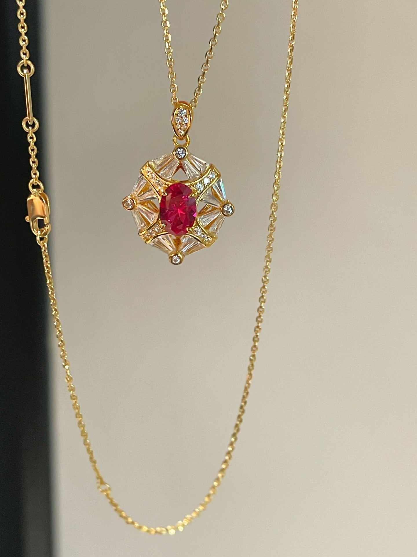 Luxury Eight-Pointed Star Synthetic Ruby Halo Pendant Necklace - floysun