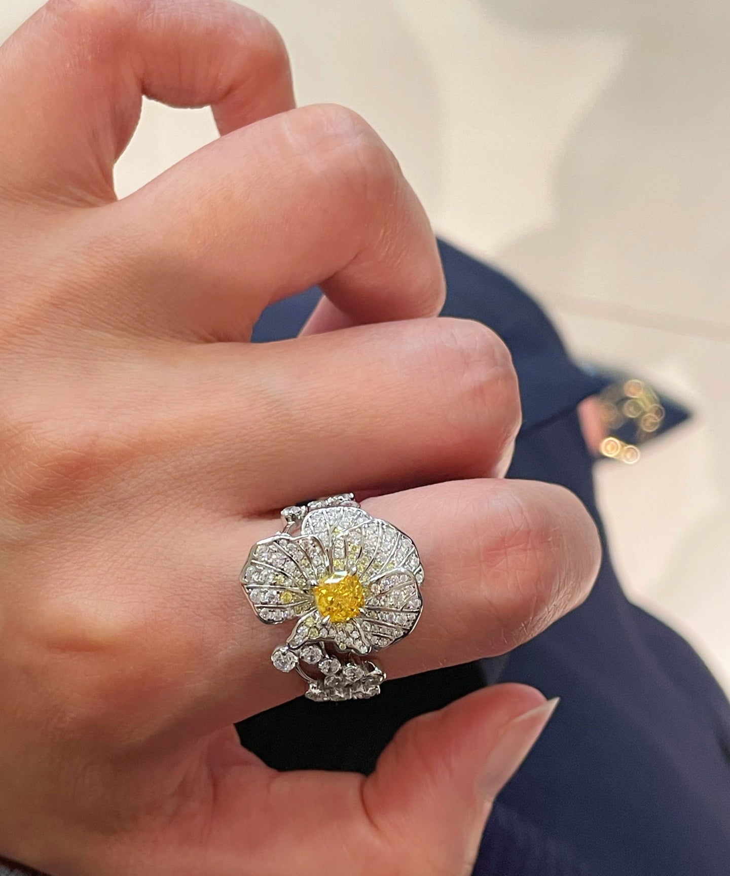 Luxury Paved Full Bloom Flower Ring - floysun
