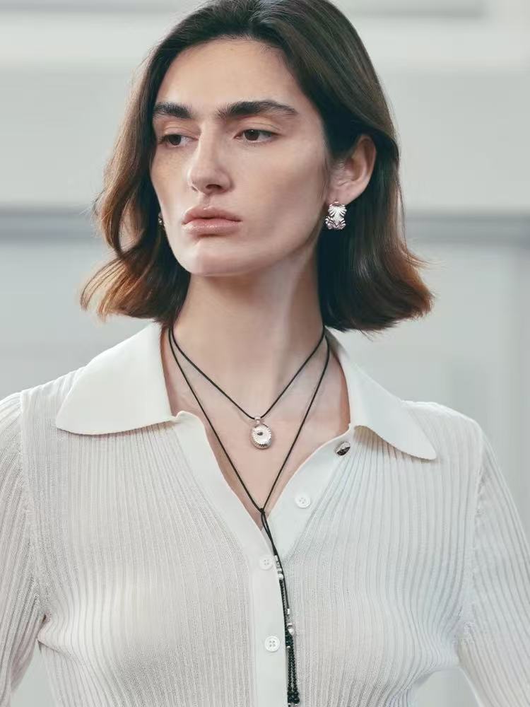 Luxury Perfume Bottle Pendant Necklace - floysun