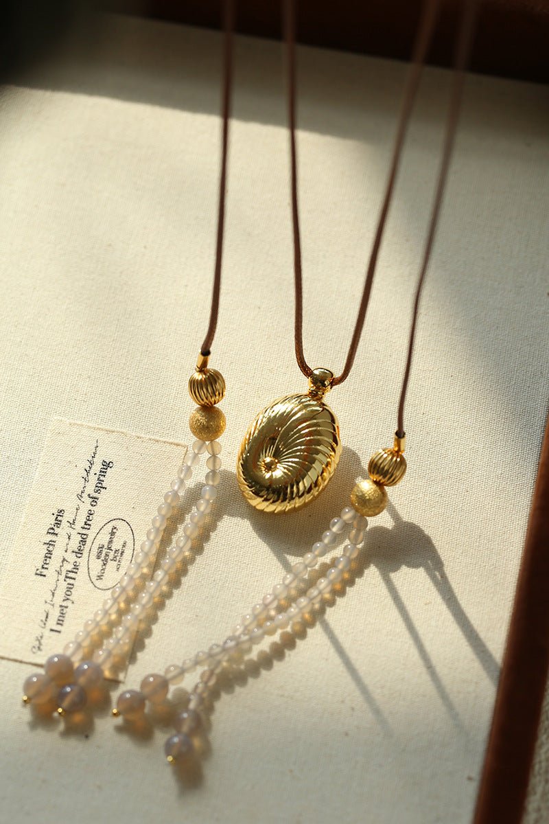 Luxury Perfume Bottle Pendant Necklace - floysun