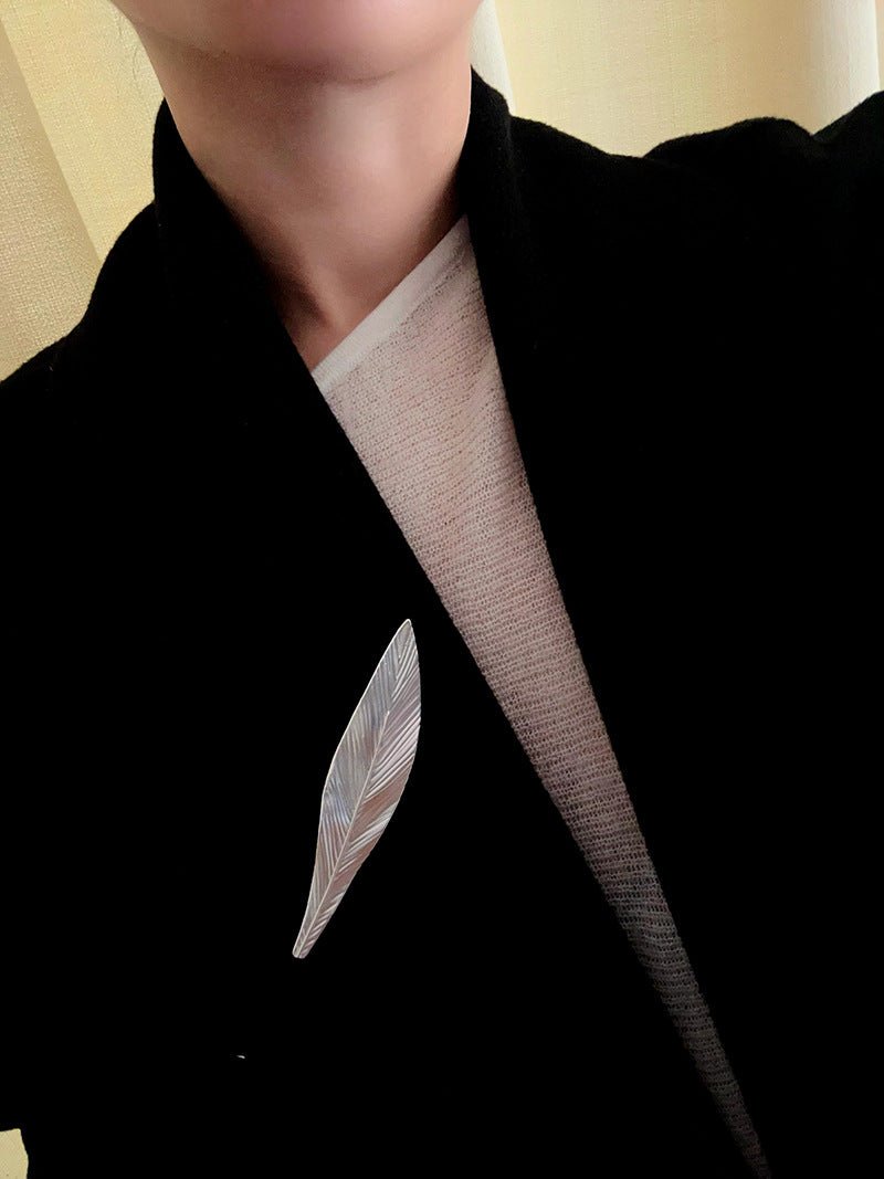 Matte Leaf Brooch - floysun