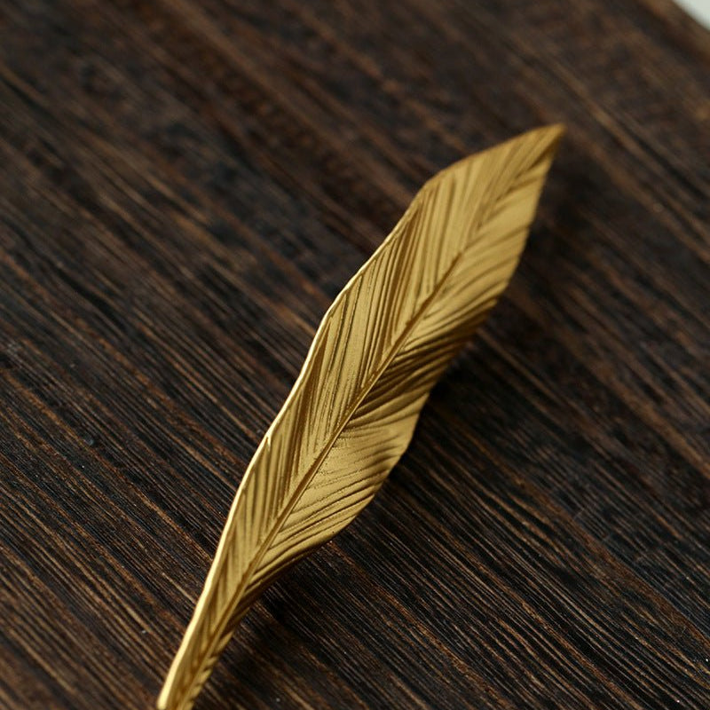 Matte Leaf Brooch - floysun