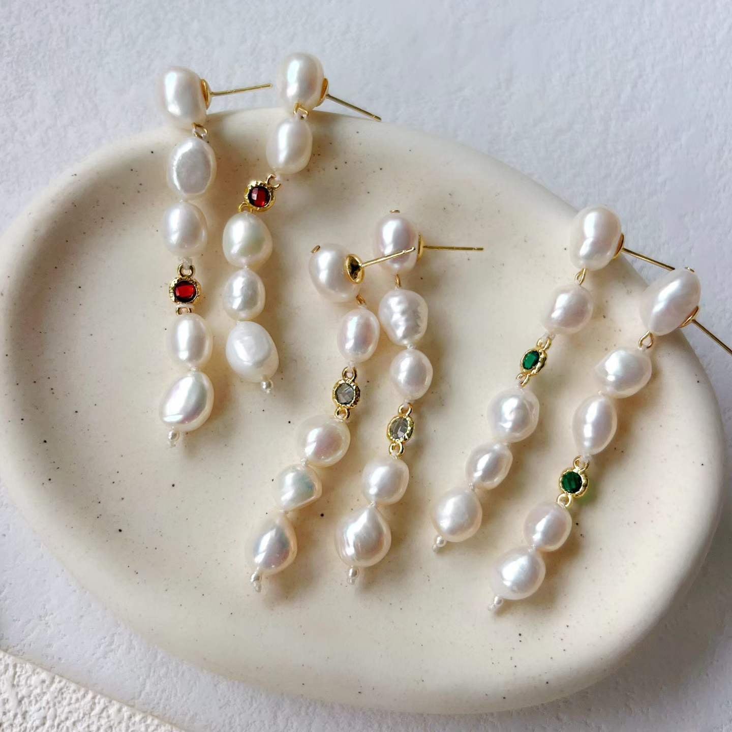 Mid-Century Aesthetic Irregular Pearl Color Zircon Drop Earrings - floysun