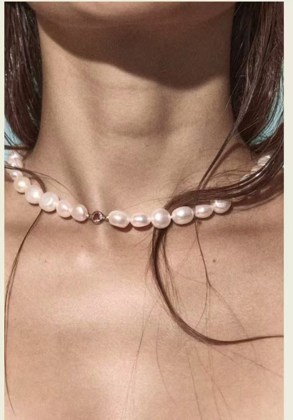 Mid-Century Vibe Irregular Freshwater Pearl Color Zircon Necklace - floysun