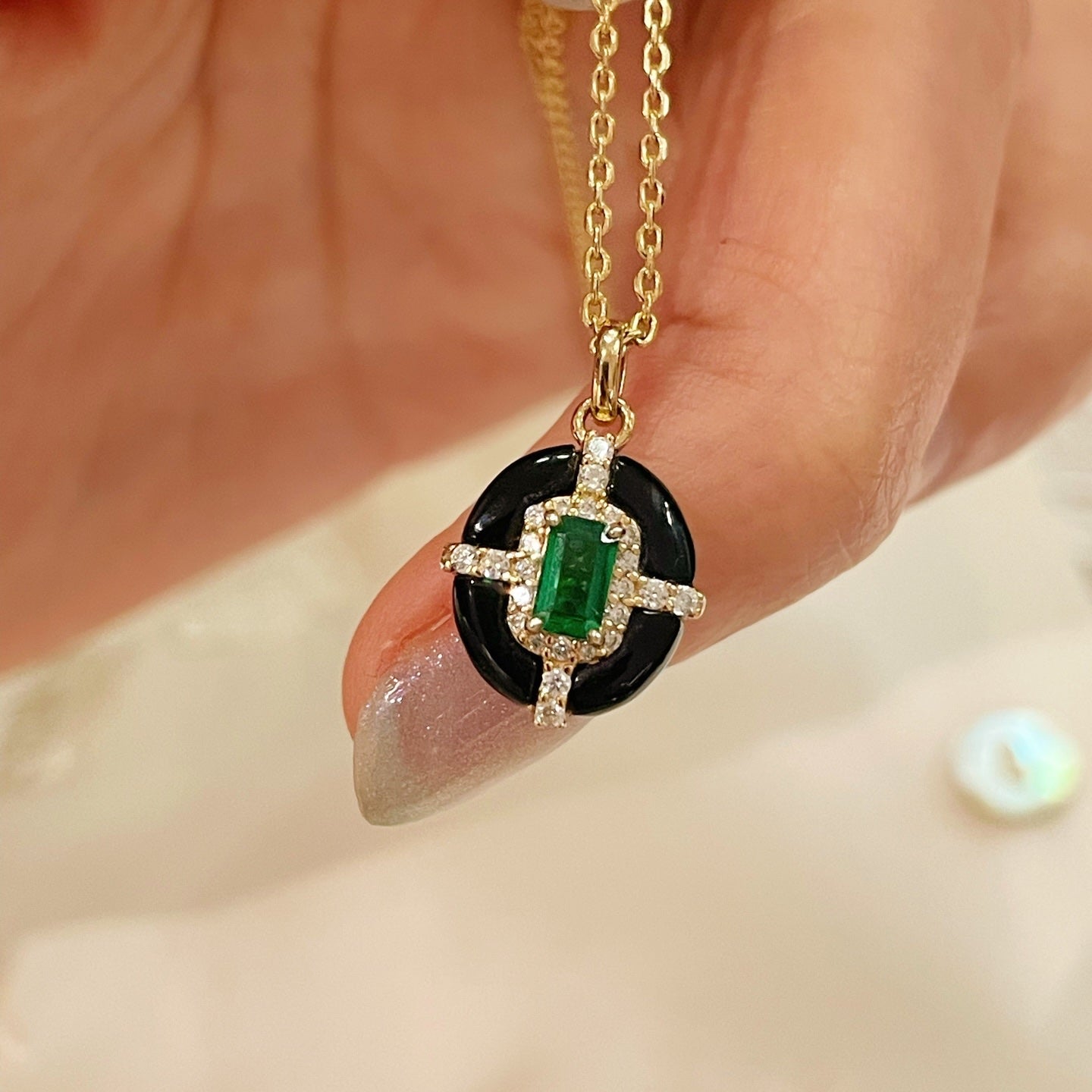 Midnight Emerald Pendant Necklace - floysun