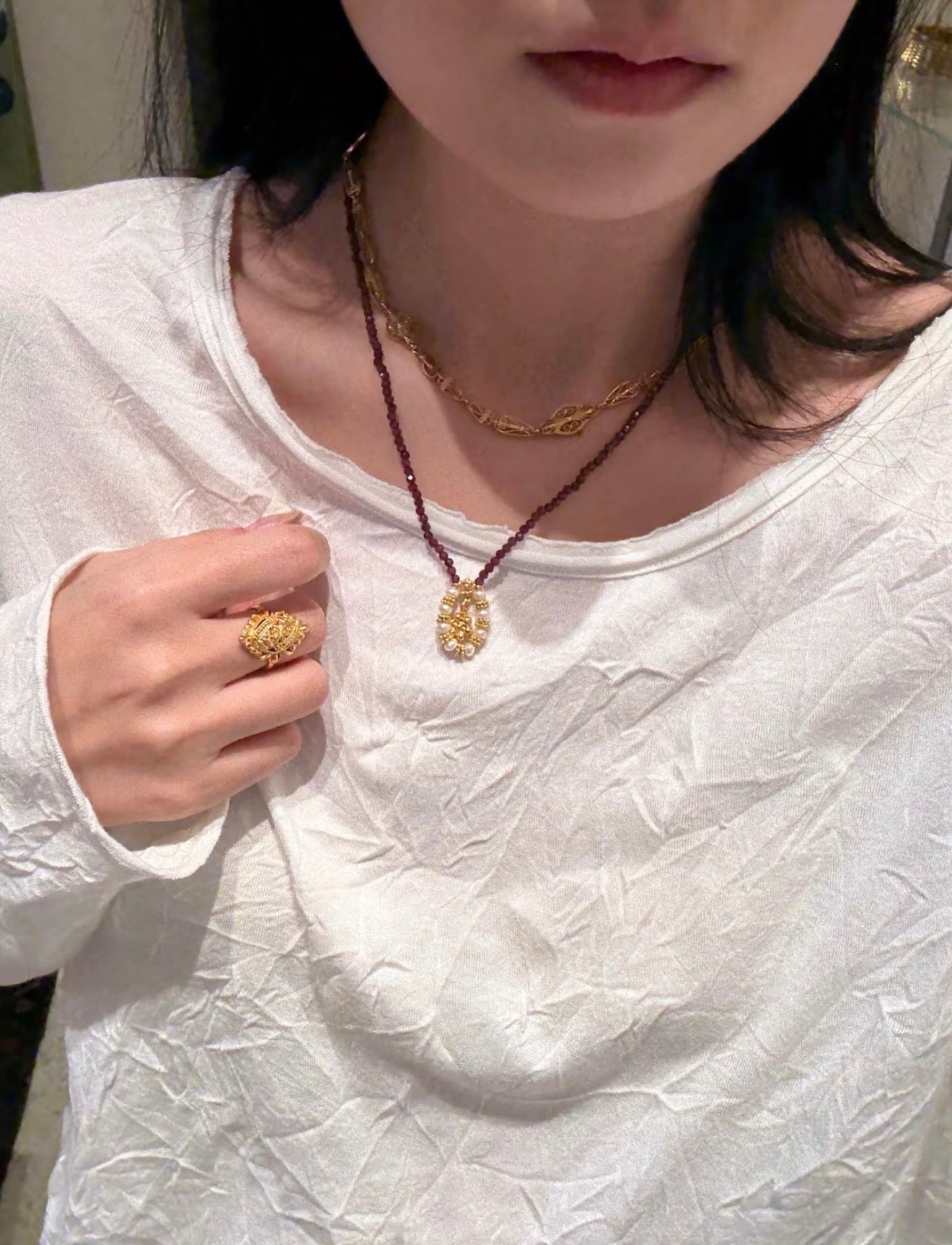 Mini Faceted Garnet Bead Necklace with Pearl & Gold Circle Pendant - floysun