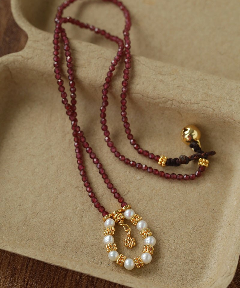 Mini Faceted Garnet Bead Necklace with Pearl & Gold Circle Pendant - floysun
