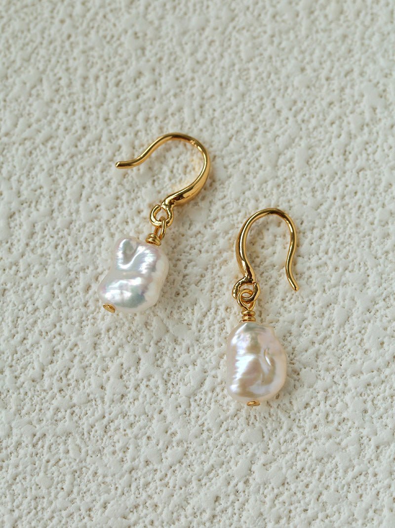 Minimal Elegant Inlaid Cubic Zirconia Baroque Freshwater Pearl Hook Earrings - floysun