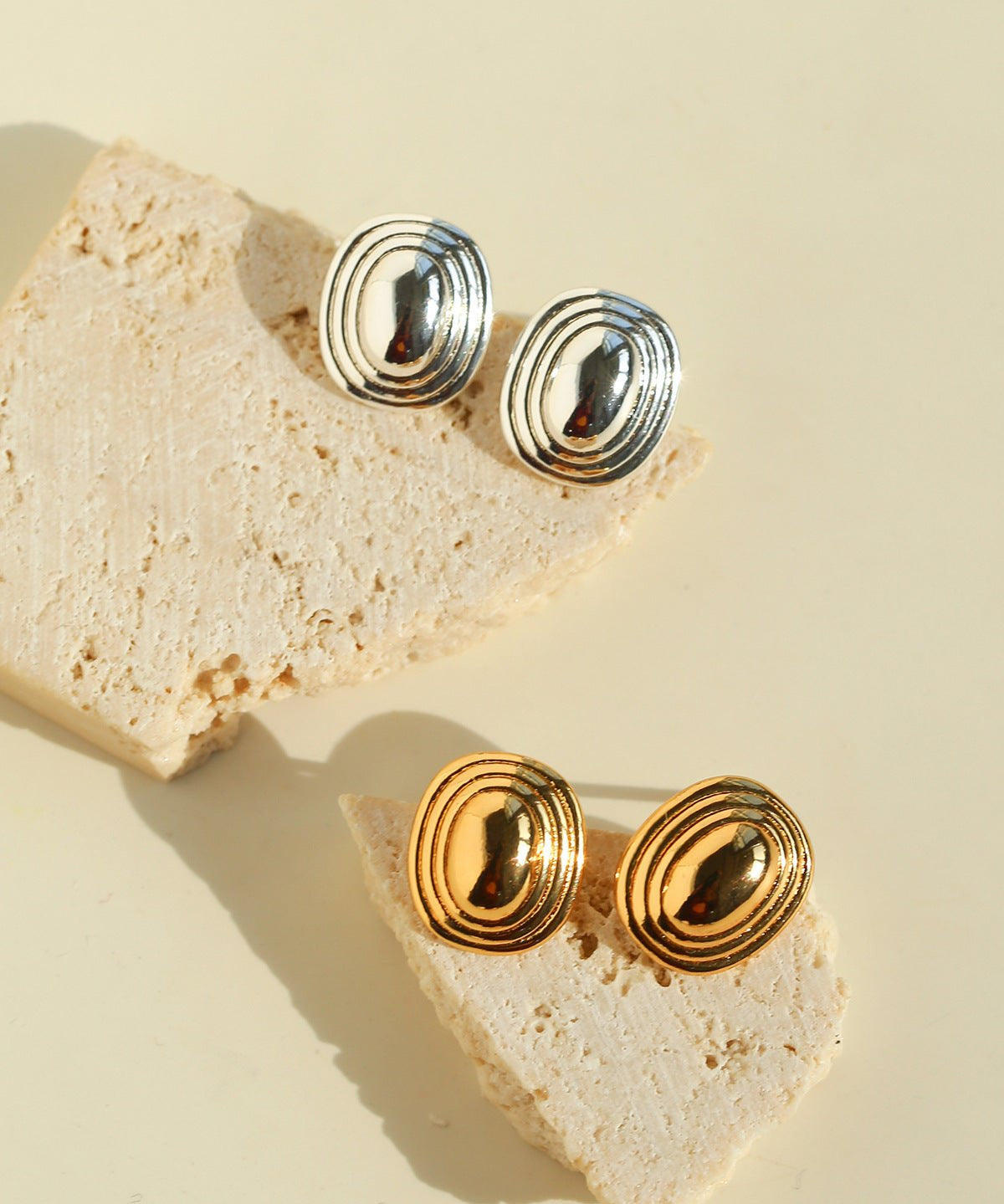 Minimal Geometric Oval Textured Stud Earrings - floysun