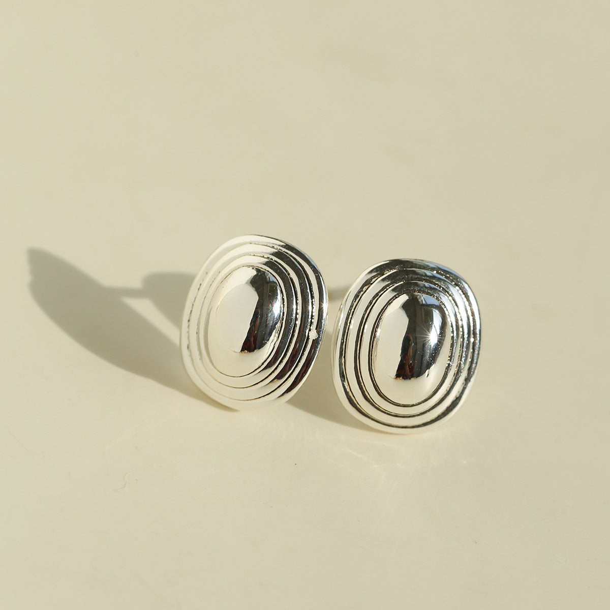 Minimal Geometric Oval Textured Stud Earrings - floysun