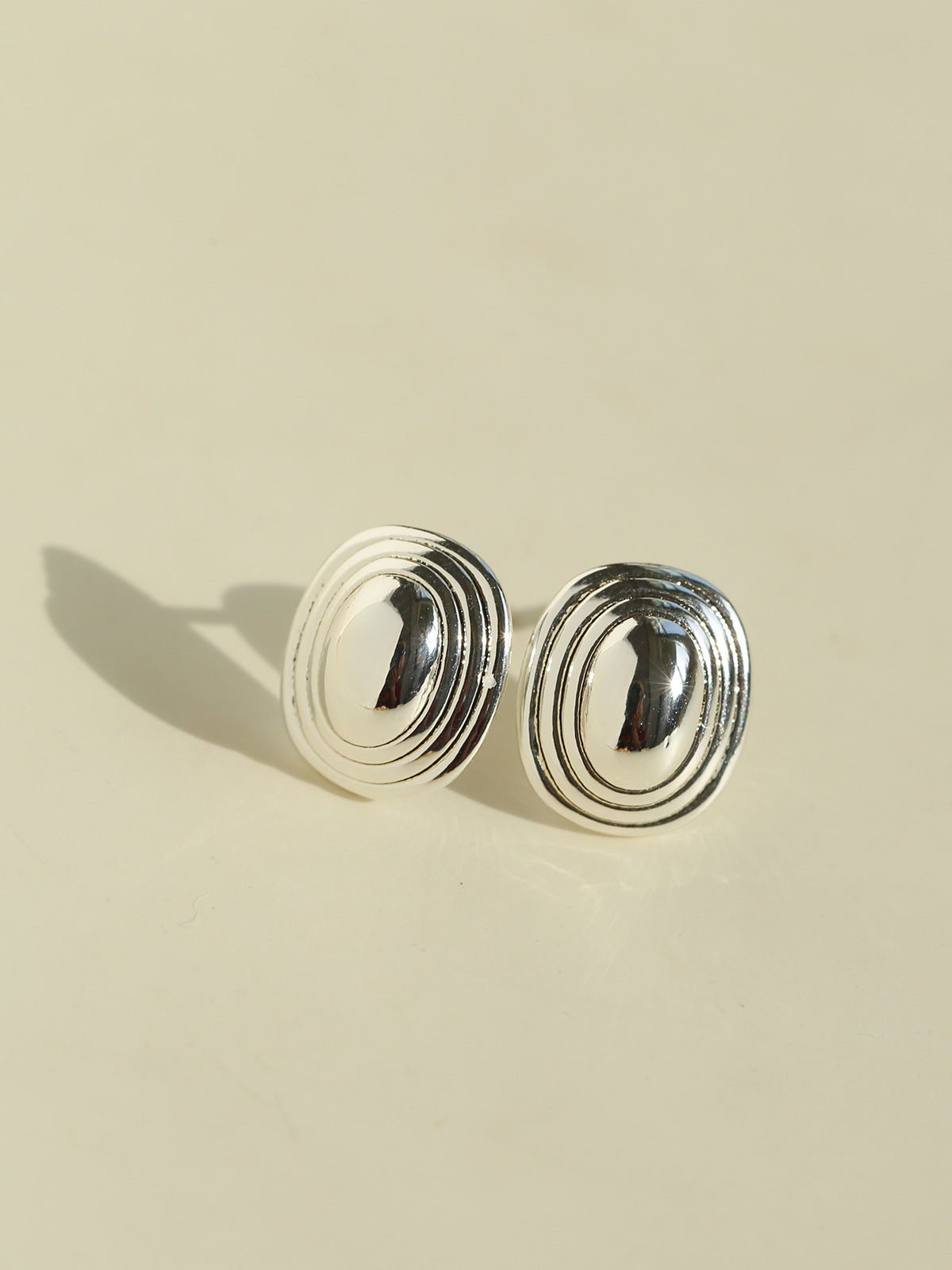Minimal Geometric Oval Textured Stud Earrings - floysun