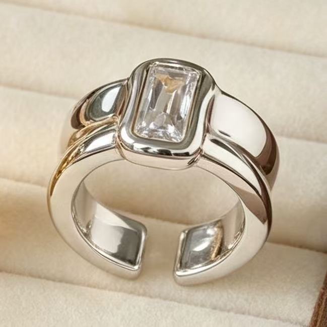 Minimal Rectangular Zircon Open Ring - floysun