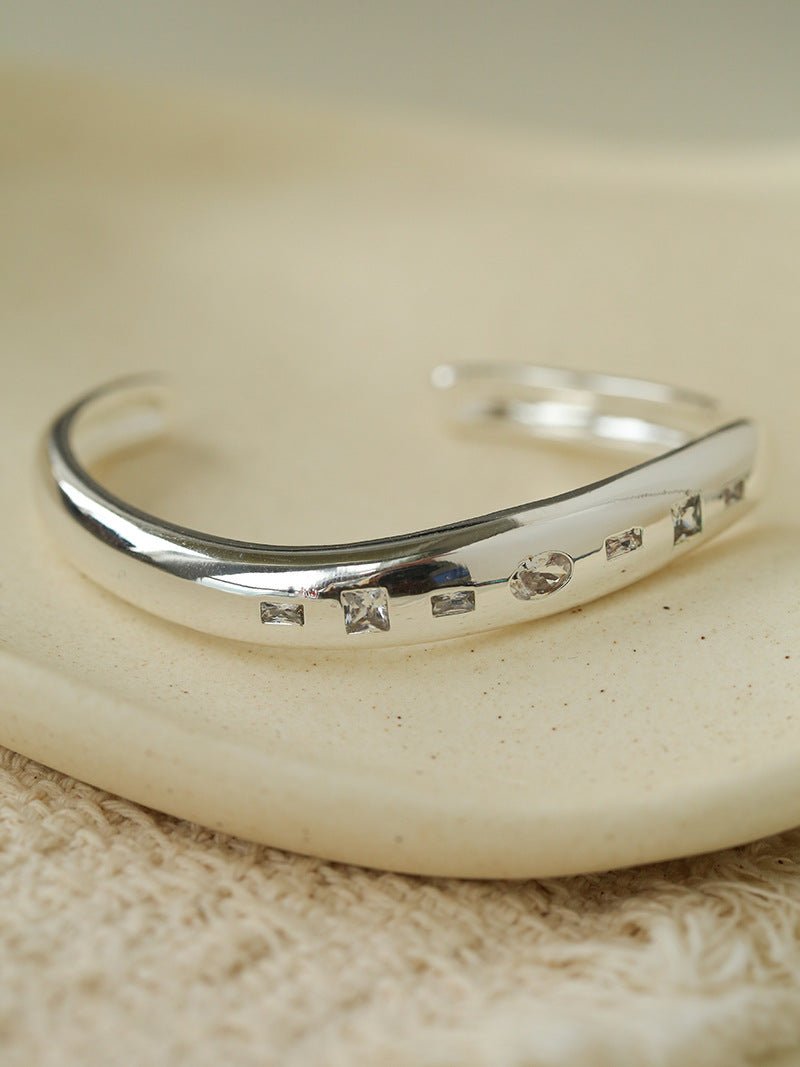 Minimal Scattered Mixed-Cut Zircon Open Cuff Bracelet - floysun