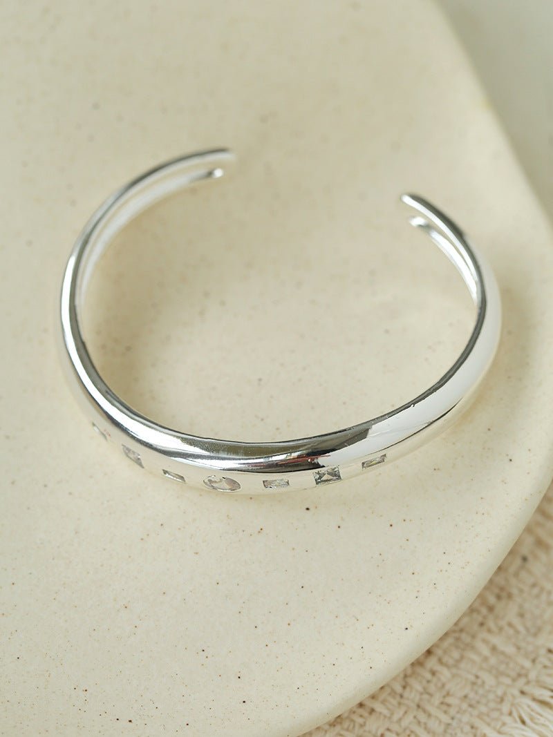 Minimal Scattered Mixed-Cut Zircon Open Cuff Bracelet - floysun