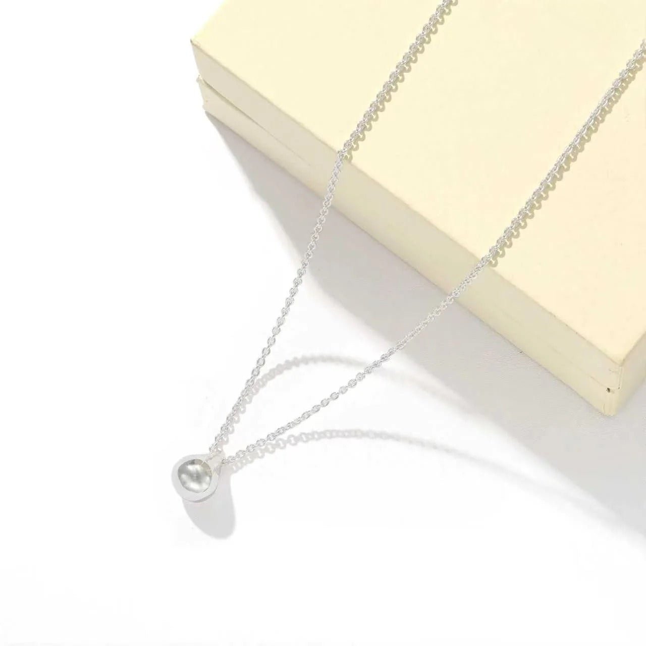 Minimal Solid Teardrop Pendant Chain Necklace - floysun