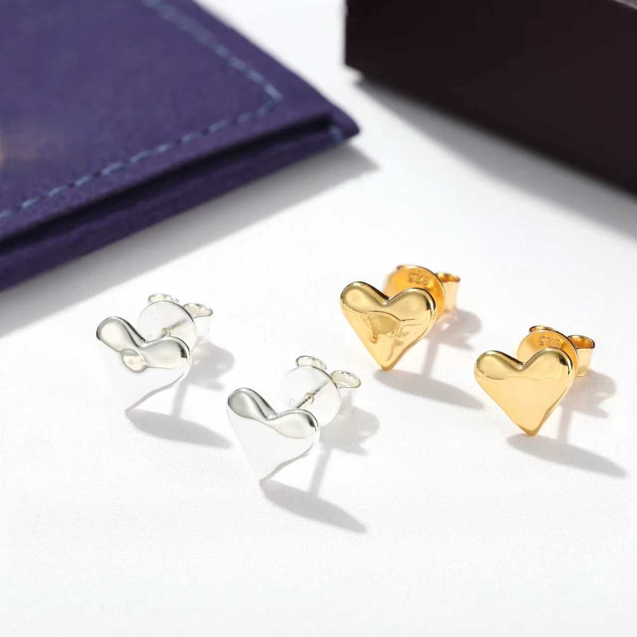 Minimalist 3D Heart Stud Earrings - Sleek 925 Sterling Silver Daily Studs - floysun
