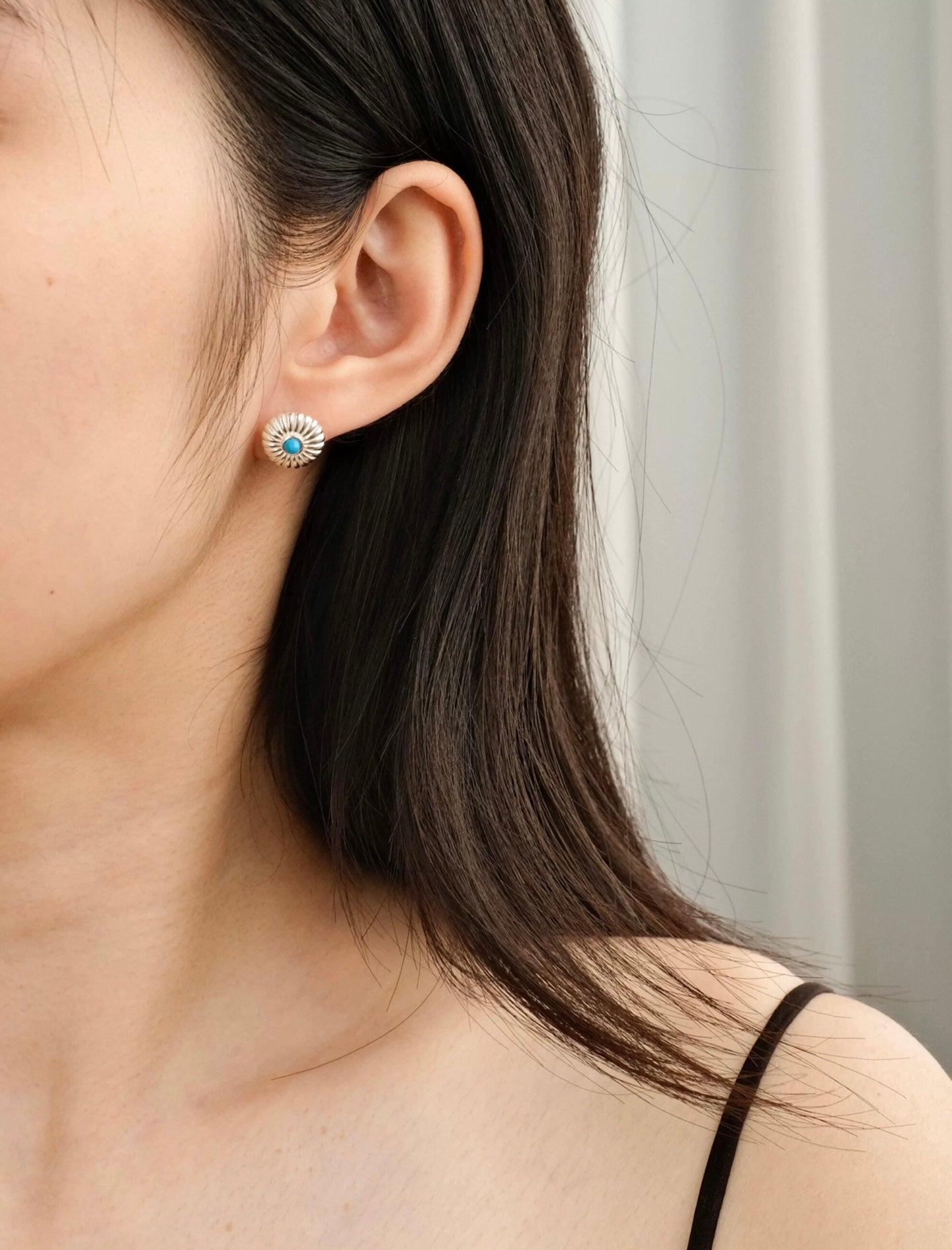 Minimalist Blue Turquoise Sterling Silver Floral Stud Earrings - floysun