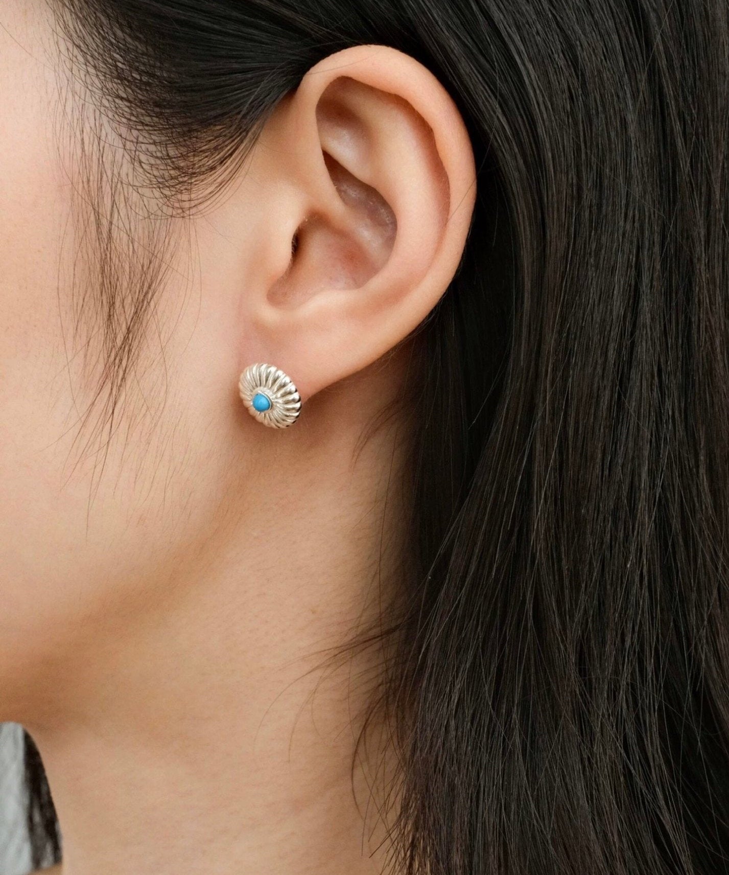 Minimalist Blue Turquoise Sterling Silver Floral Stud Earrings - floysun