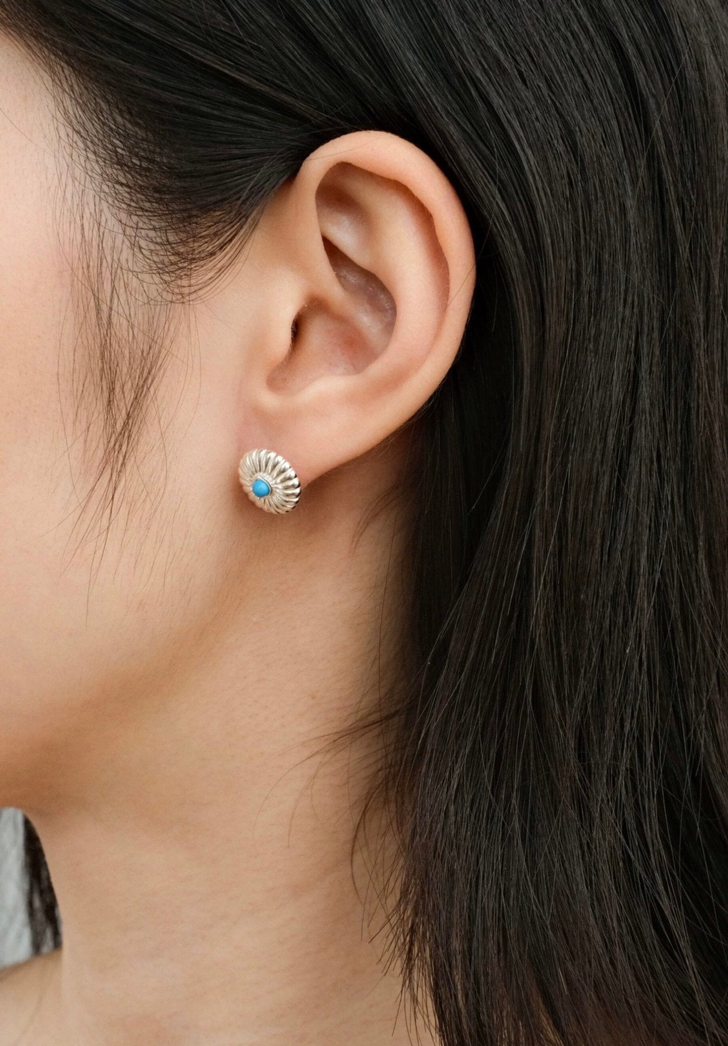 Minimalist Blue Turquoise Sterling Silver Floral Stud Earrings - floysun