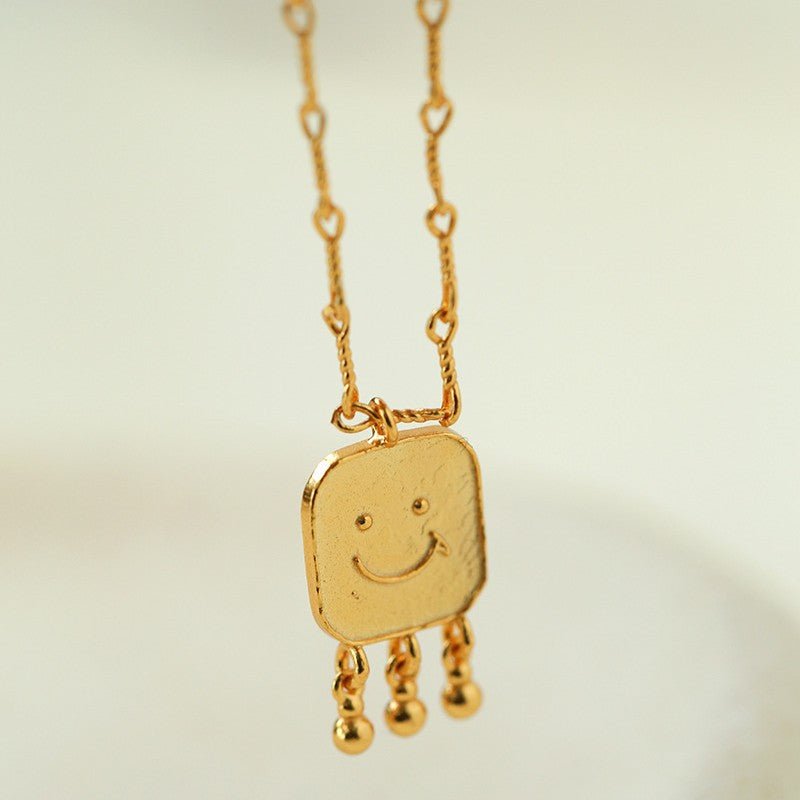 Minimalist Emotion Square Smiley Pendant Necklace - floysun