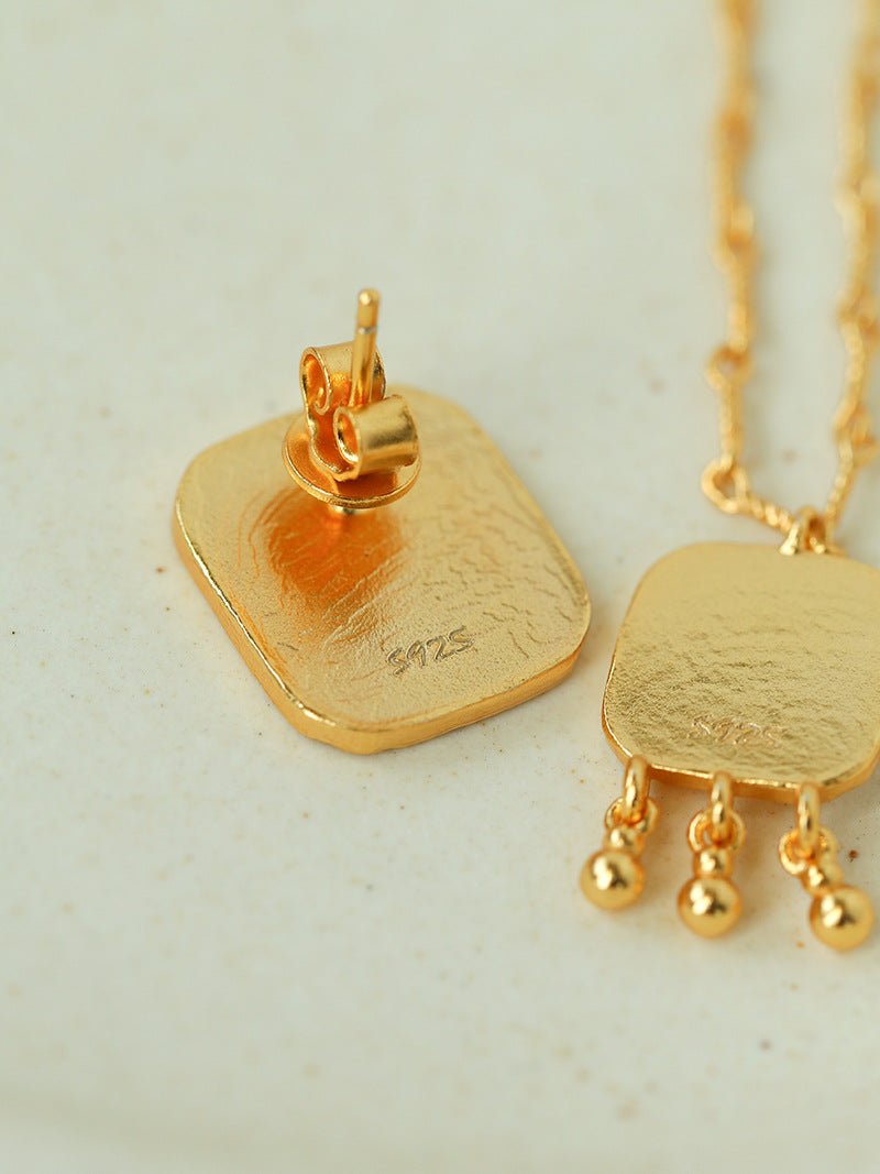 Minimalist Emotion Square Smiley Pendant Necklace - floysun