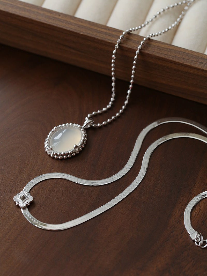 Minimalist Four - Leaf Clover Herringbone Chain Necklace - Sleek S925 Sterling Silver Liquid Snake Chain - floysun