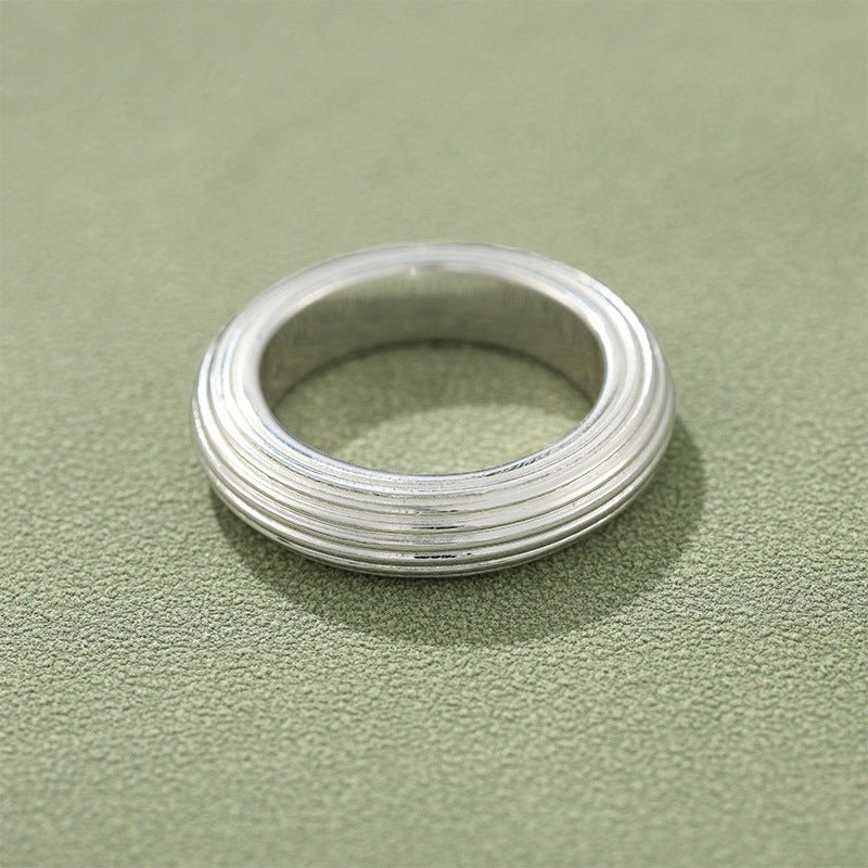 Minimalist Luxury Solid Ribbed Band Ring - floysun