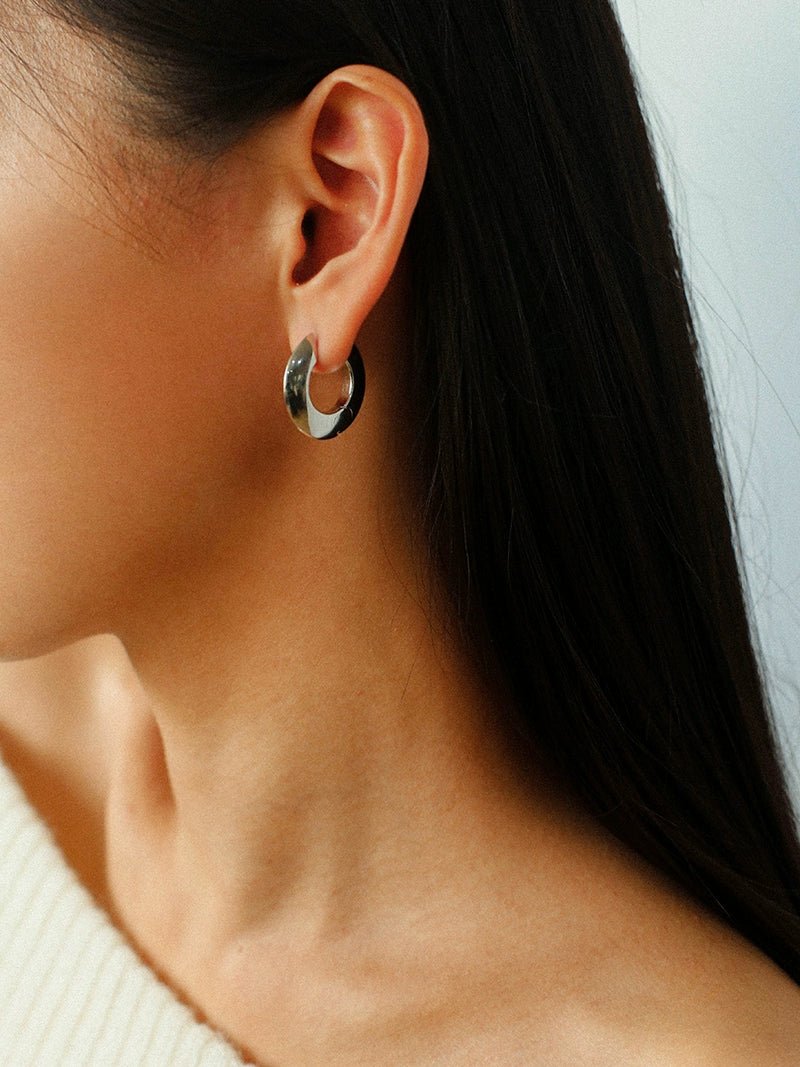 Minimalist Metal Chunky Oval Hoop Earrings - floysun