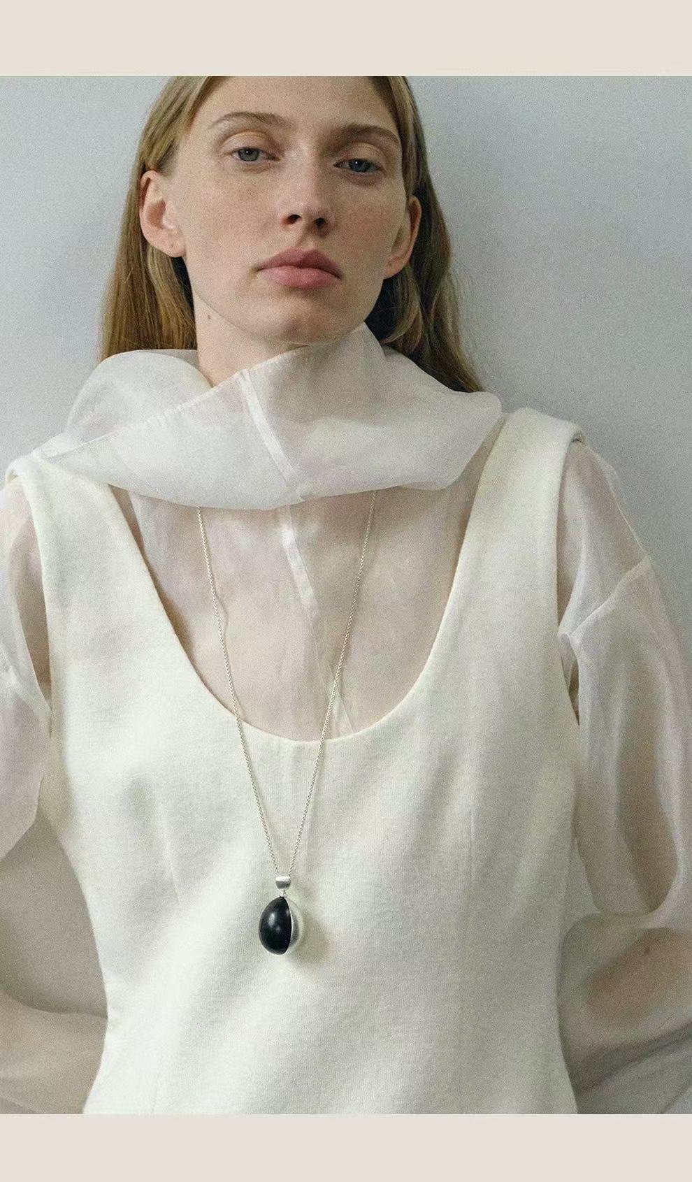 Minimalist Oval Brushed Ebony Magnetic Long Necklace - floysun