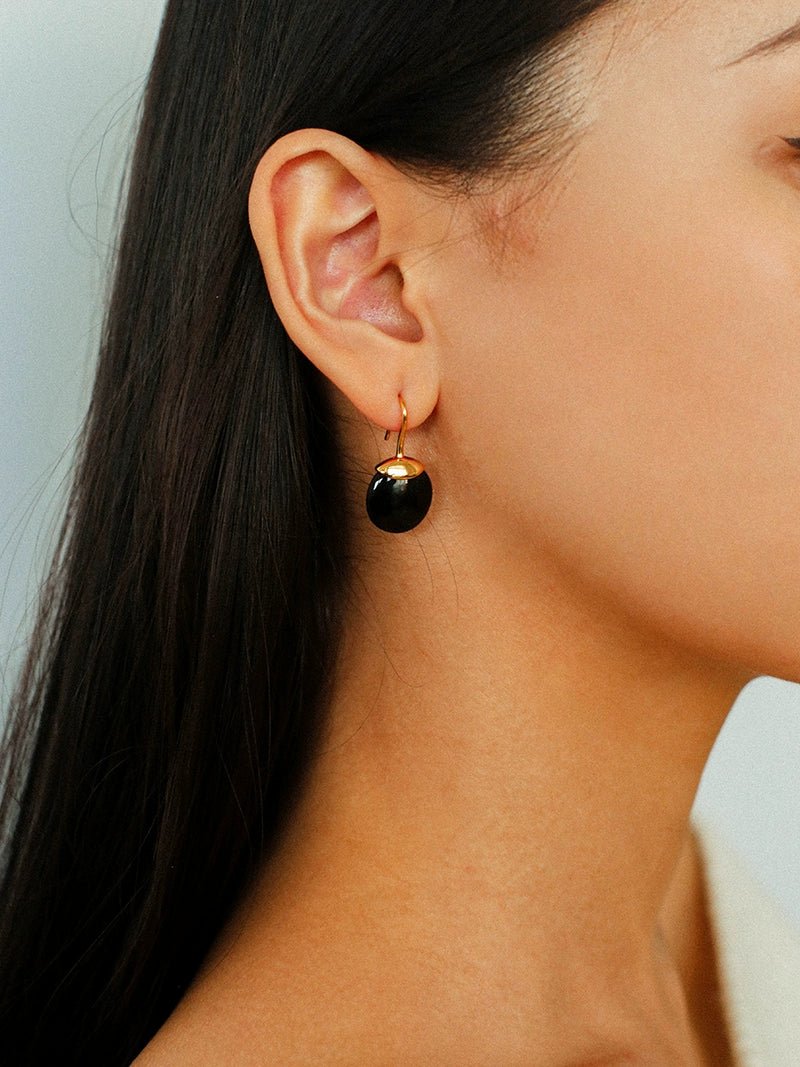 Minimalist Oval Drop Earrings with Black Onyx / White Mother - of - Pearl - floysun