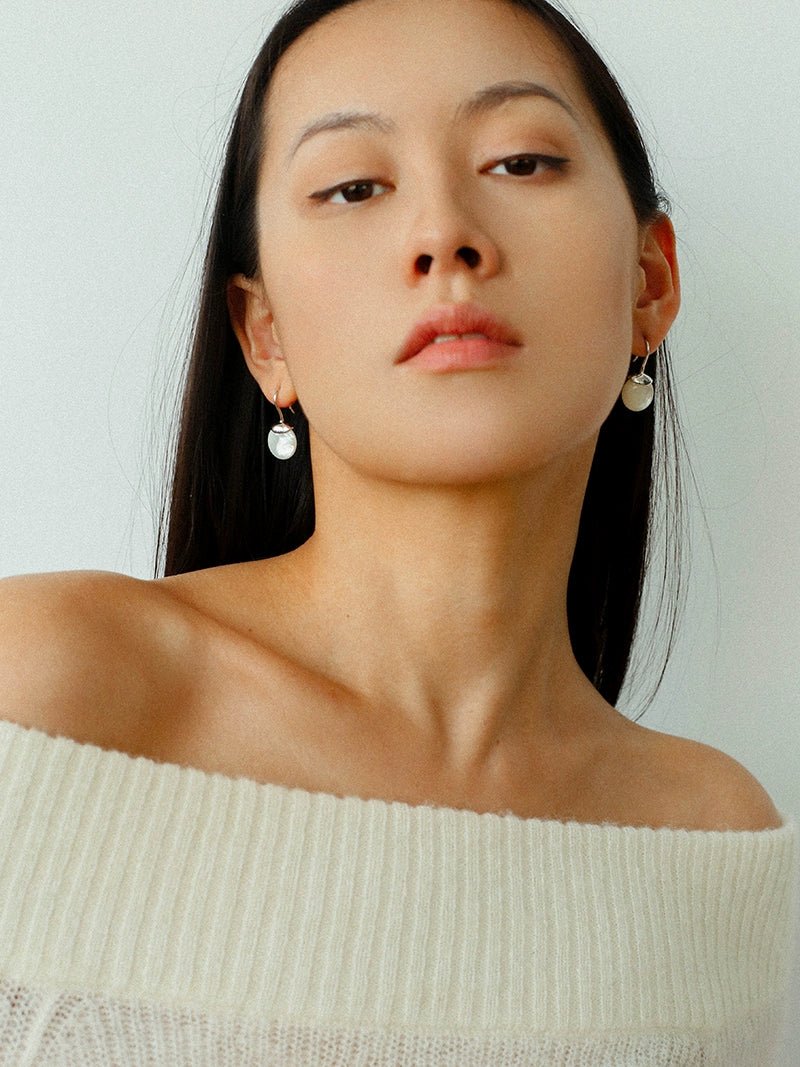 Minimalist Oval Drop Earrings with Black Onyx / White Mother - of - Pearl - floysun