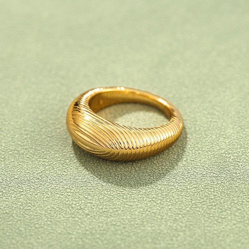 Minimalist Solid Swirl Textured Dome Ring - floysun