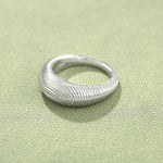 Minimalist Solid Swirl Textured Dome Ring - floysun