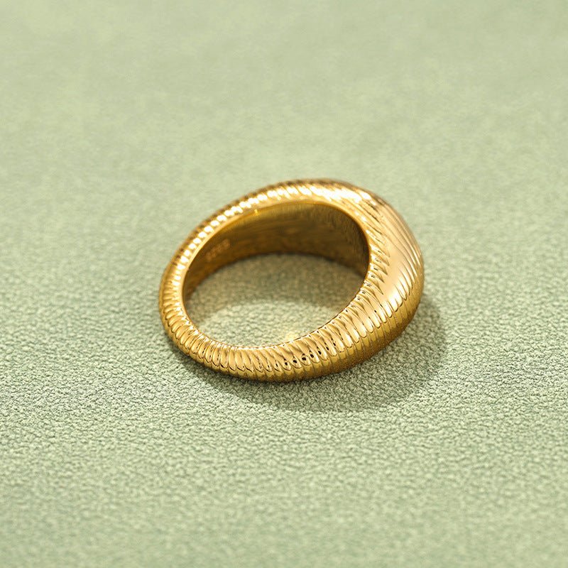 Minimalist Solid Swirl Textured Dome Ring - floysun