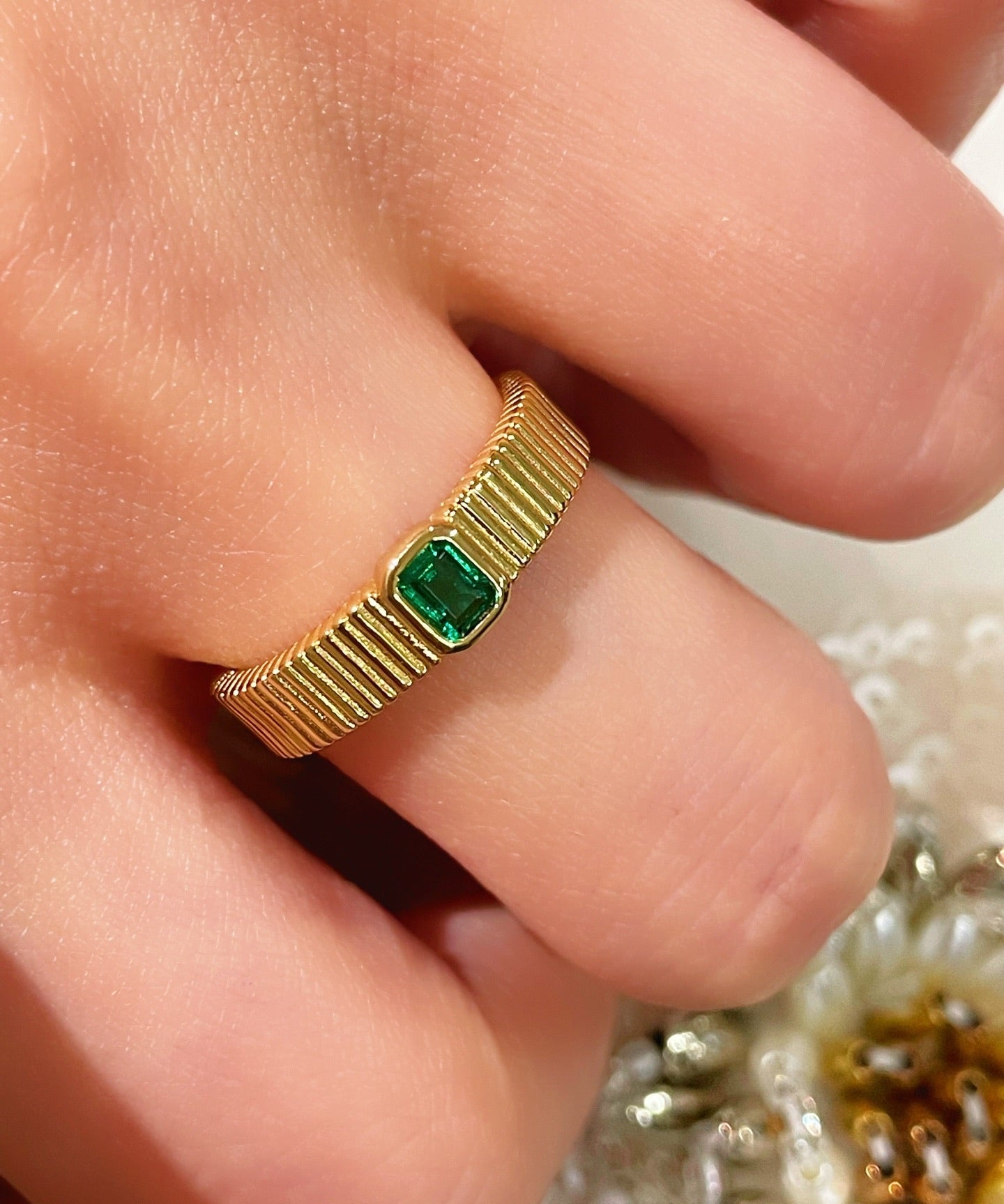 Minimalist T - Square Emerald Ring No - Prong Setting - floysun