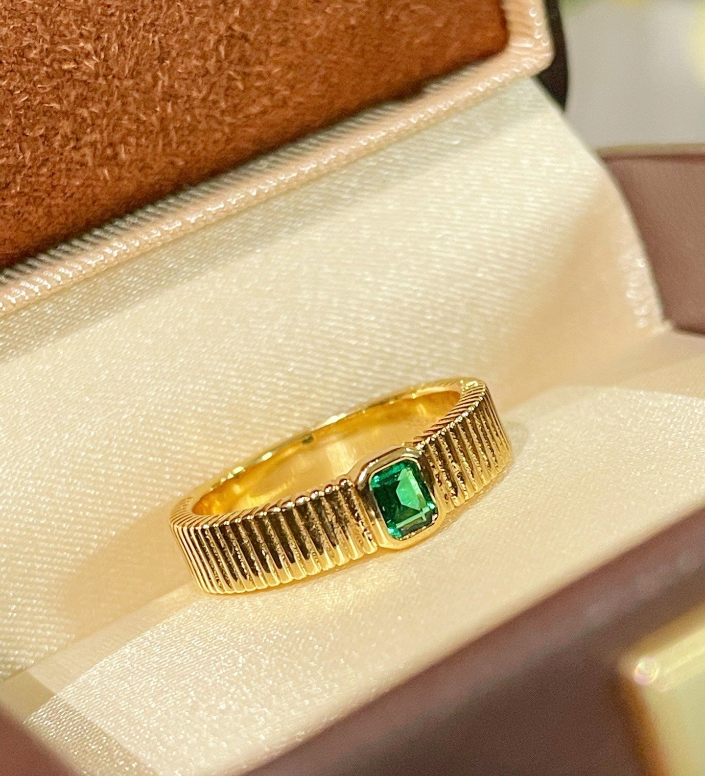 Minimalist T - Square Emerald Ring No - Prong Setting - floysun