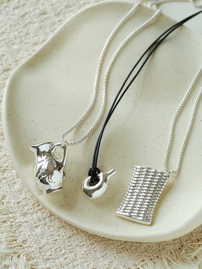 Minimalist Vase / Wine Jug / Wallet Sculptural Pendant Long Necklace - floysun