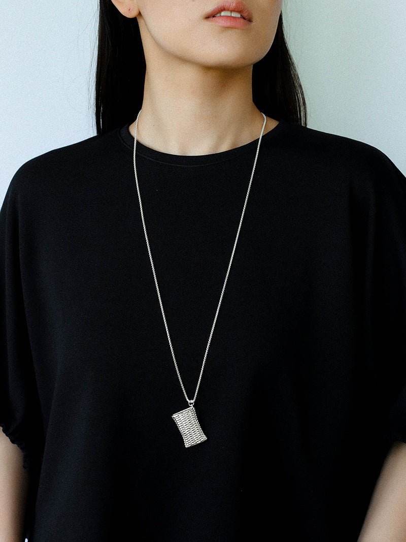 Minimalist Vase / Wine Jug / Wallet Sculptural Pendant Long Necklace - floysun