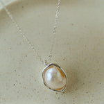 Minimalist Versatile Oval Freshwater Pearl Pendant Necklace - floysun