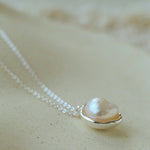 Minimalist Versatile Oval Freshwater Pearl Pendant Necklace - floysun
