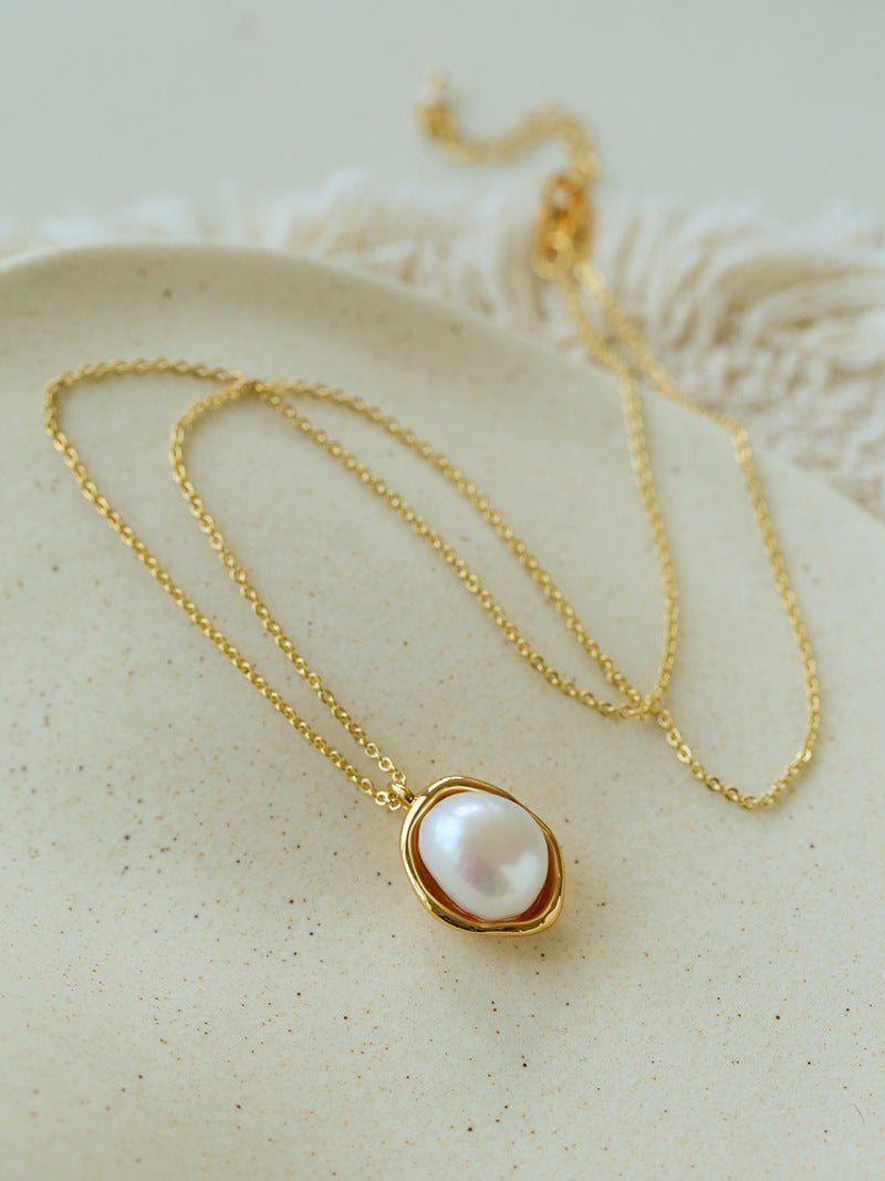 Minimalist Versatile Oval Freshwater Pearl Pendant Necklace - floysun